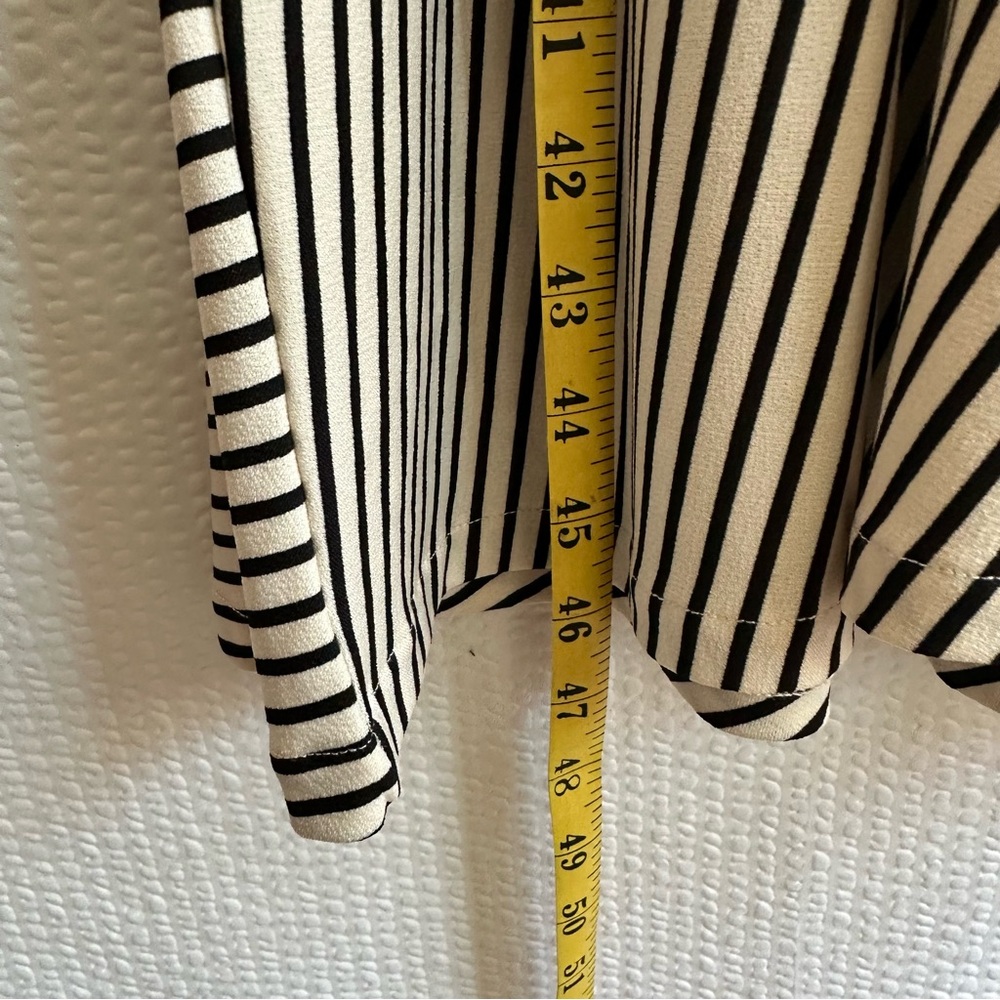 H&M Black Tan Striped Faux Wrap Midi Dress Short Sleeve Tie Waist Large - Picture 4 of 6
